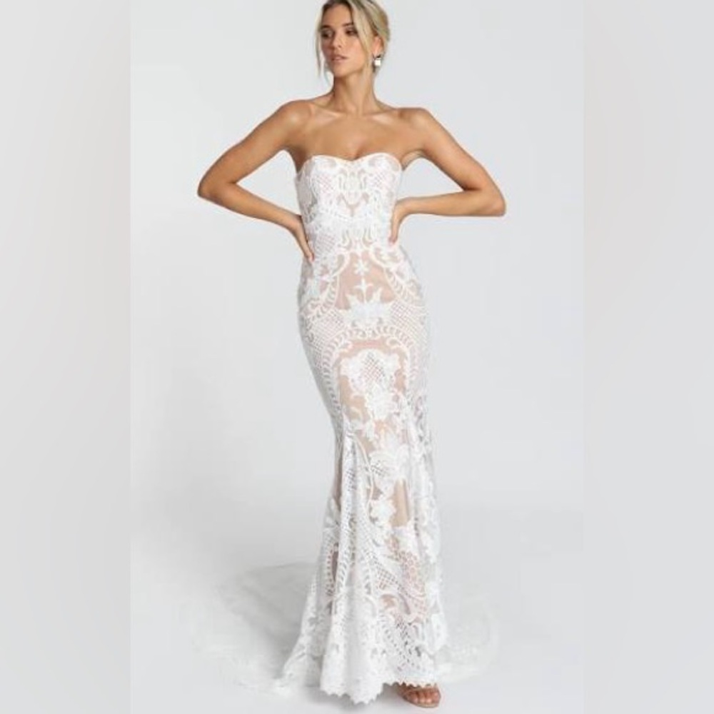 Showpo White Lace Wedding Dress w/ Garment Bag - Size 0